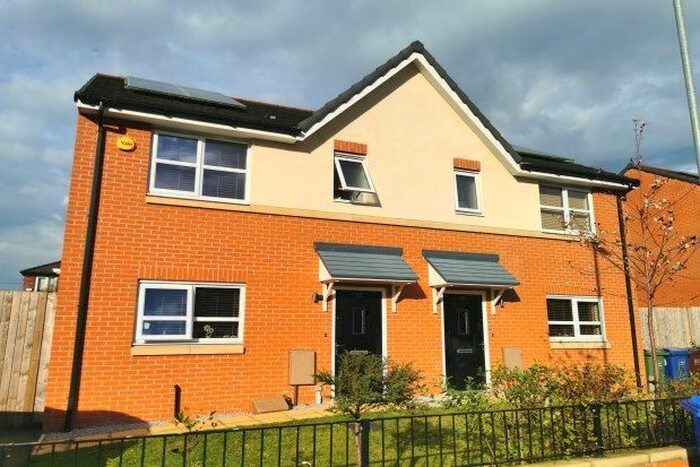 3 Bedroom Semi-Detached House To Rent In Woodpecker Road, Manchester, M21