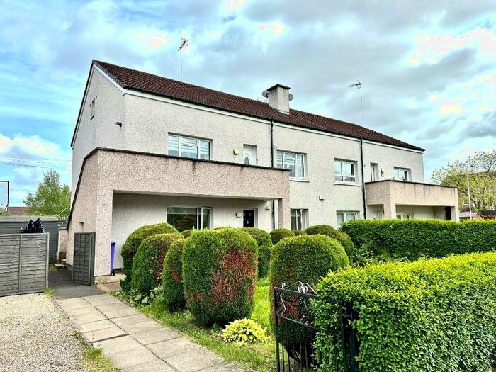 3 Bedroom Flat To Rent In Hollybush Road, Penilee, Glasgow, G52