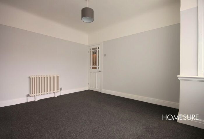 4 Bedroom Semi-Detached House To Rent In North Linkside Road, Woolton, Liverpool, L25