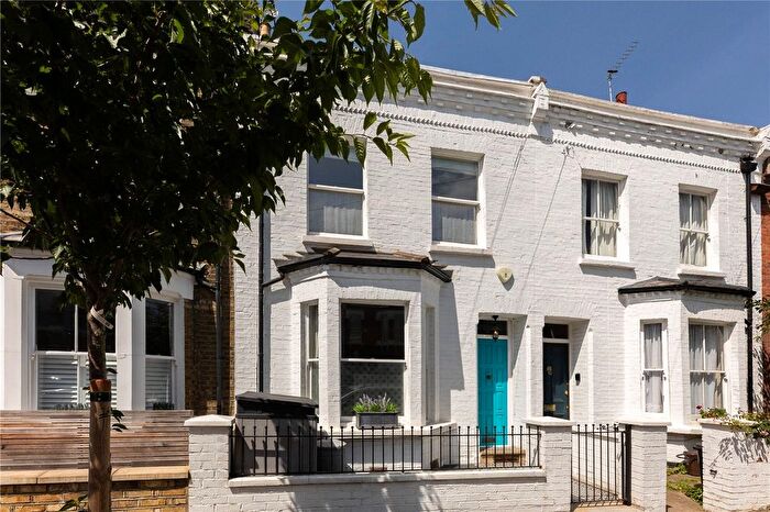 4 Bedroom Terraced House For Sale In Bective Road, London, SW15