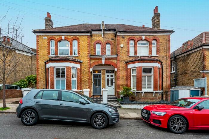 3 Bedroom House To Rent In Dinsdale Road, Blackheath, SE3