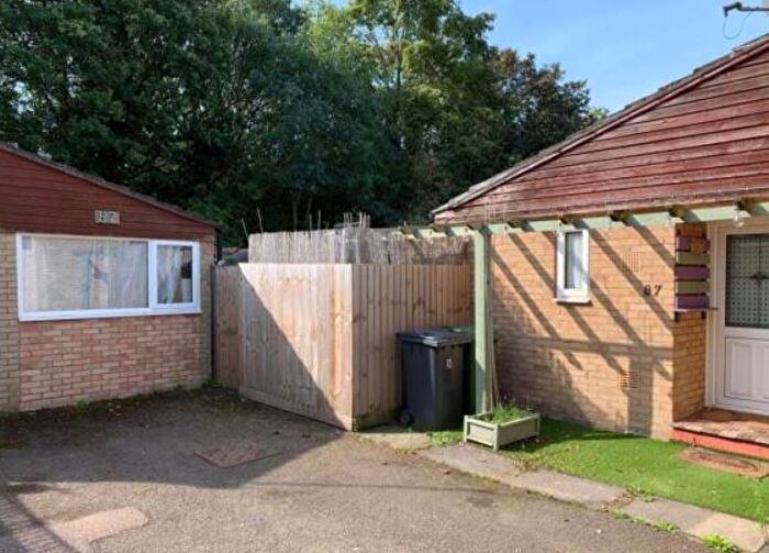 3 Bedroom Bungalow To Rent In Bardney, Orton Goldhay, Peterborough, PE2