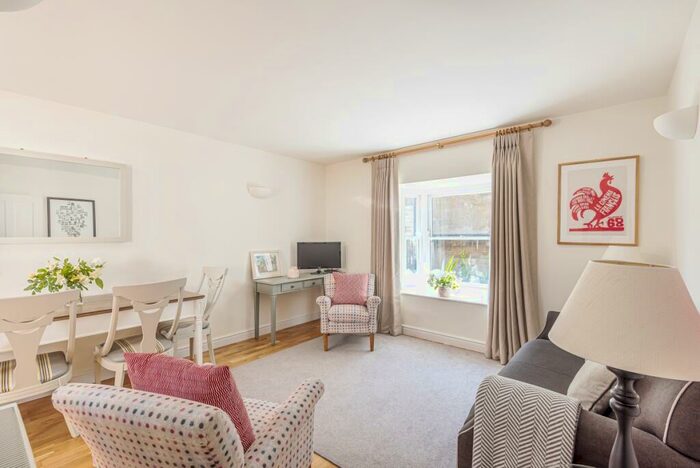 2 Bedroom Mews To Rent In Sydney Mews Sydney Place, BA2