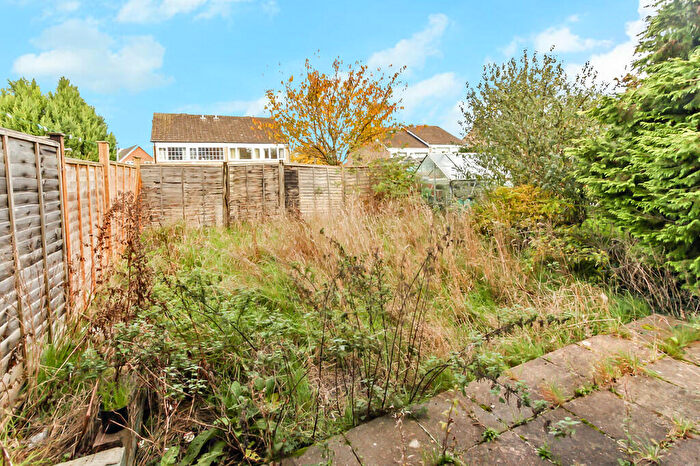 3 Bedroom Semi-Detached House For Sale In Wantage Road, Irchester, NN29