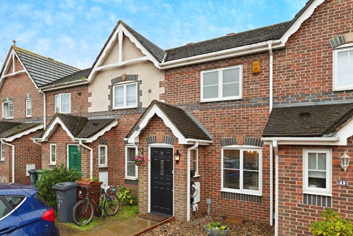 2 Bedroom Terraced House For Sale In Keel Close, Barking, Essex, IG11