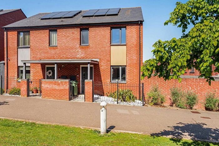 3 Bedroom Semi-Detached House For Sale In James View, Bordon, Hampshire, GU35