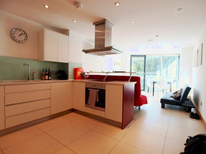 1 Bedroom Flat To Rent In Arlington Road, Camden, NW1