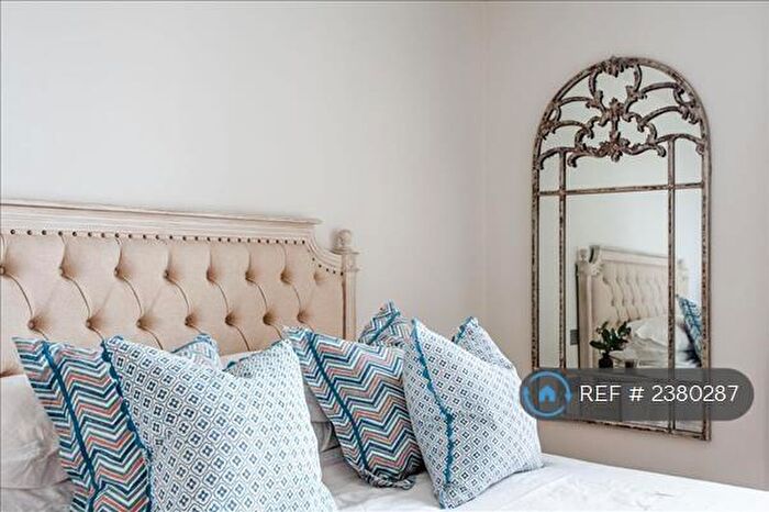 1 Bedroom Flat To Rent In Macpherson Apartments, London, E2