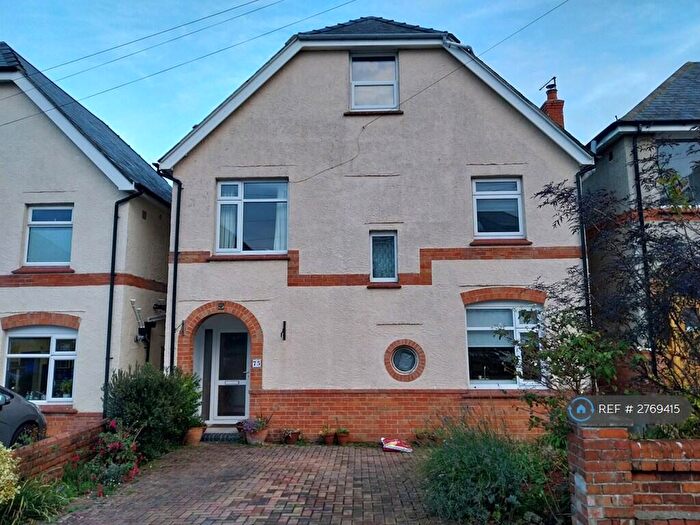 5 Bedroom Detached House To Rent In Clearmount Road, Weymouth, DT4