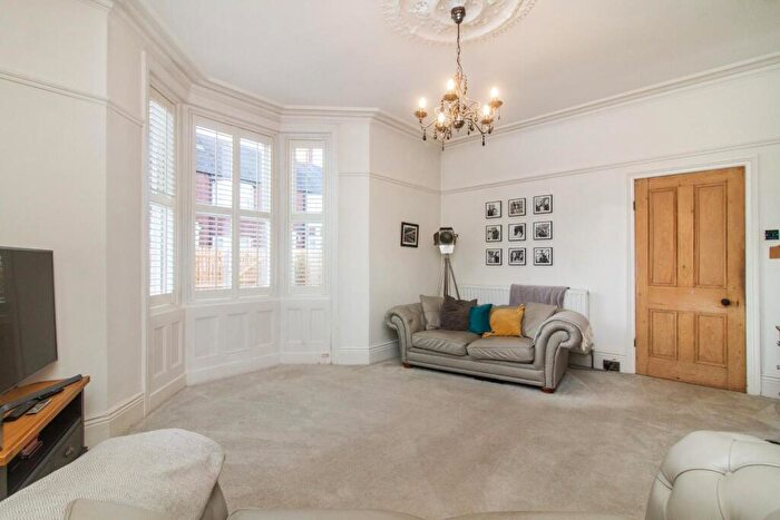 3 Bedroom End Of Terrace House For Sale In Hulne Avenue, Tynemouth, NE30