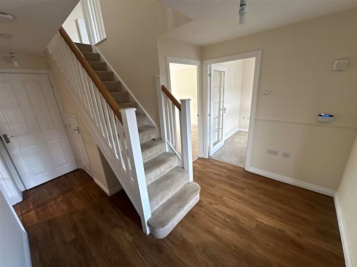 4 Bedroom Property To Rent In First Oak Drive, Clipstone, NG21
