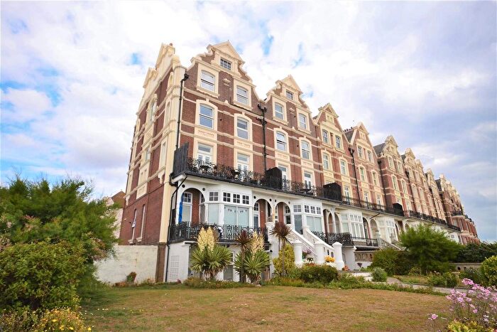 2 Bedroom Flat To Rent In Knole Road, Bexhill-On-Sea, TN40