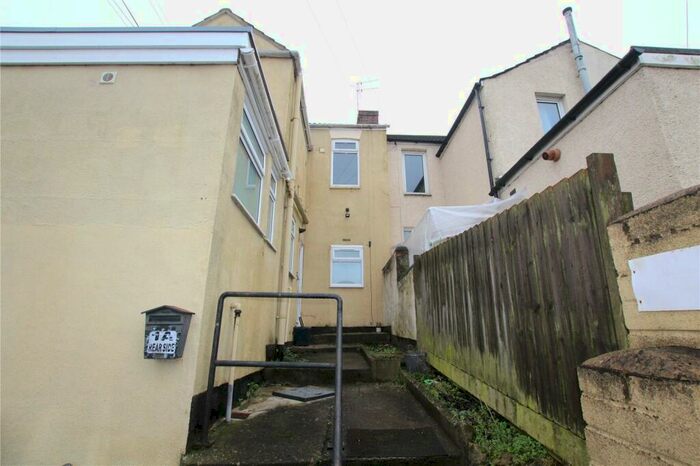 1 Bedroom Apartment To Rent In Radnor Street (Gr Floor), Town Centre, Swindon, SN1