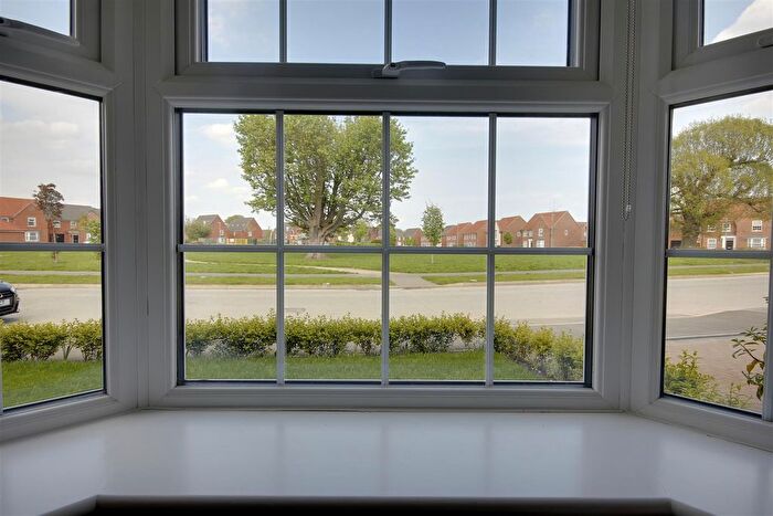 4 Bedroom Detached House For Sale In Greenfield Avenue, Hessle, HU13