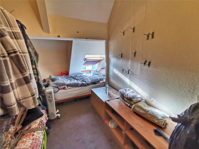 2 Bedroom Flat For Sale In Fore Street, St. Austell, Cornwall, PL25
