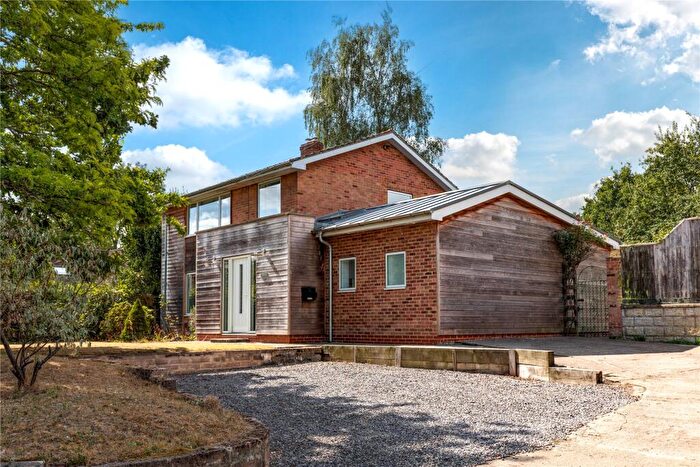 4 Bedroom Detached House For Sale In Marsh Baldon, Oxford, Oxfordshire, OX44