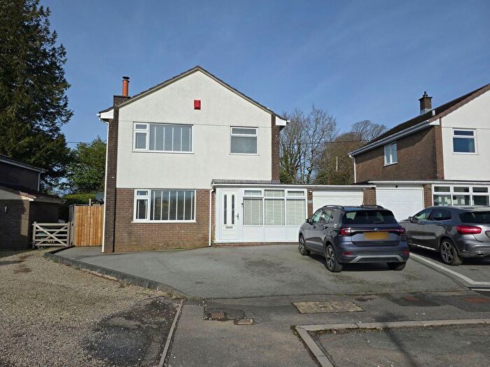 3 Bedroom Detached House For Sale In Barons Road, Yelverton, PL20