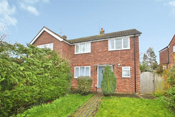 2 Bedroom Semi Detached House To Rent In Moss Walk, Chelmsford, CM2