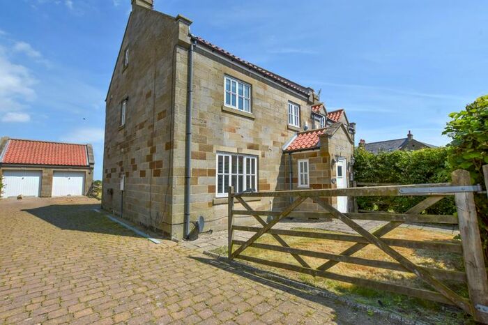 4 Bedroom Semi-Detached House For Sale In Ugthorpe, Whitby, YO21