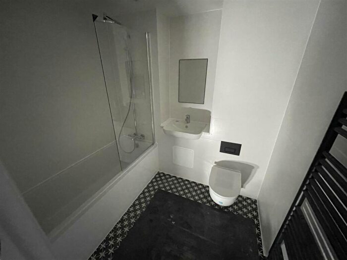 1 Bedroom Flat To Rent In Commercial Road, Poole, BH14