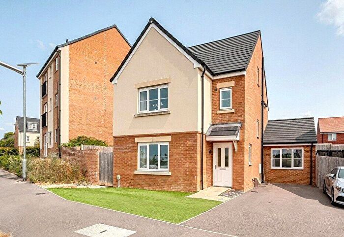 4 Bedroom Detached House For Sale In Jockey Way, Andover, Hampshire, SP11