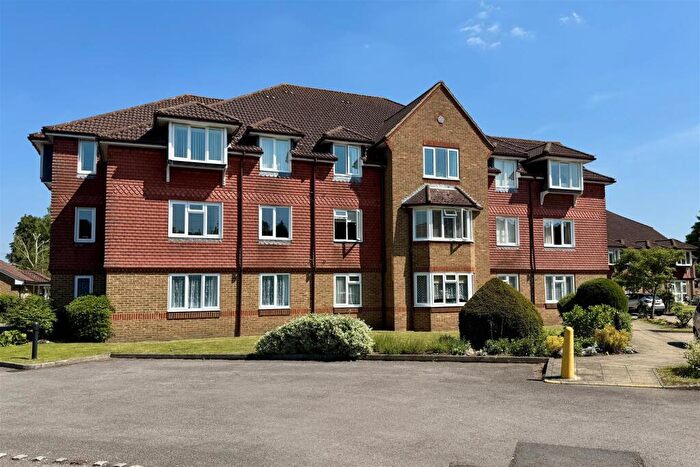 1 Bedroom Retirement Property For Sale In Allingham Court, Farncombe, GU7