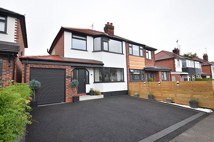 3 Bedroom Semi-Detached House For Sale In Arlington Drive, Macclesfield, SK11