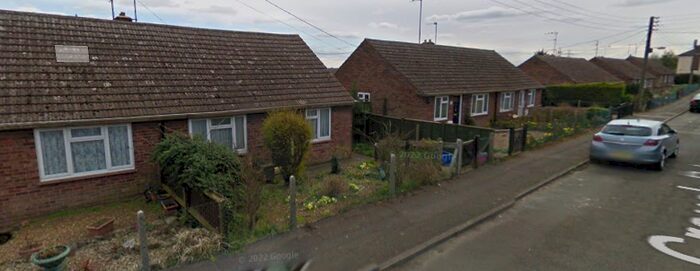 2 Bedroom Semi-Detached Bungalow To Rent In Crouch Road, NN9