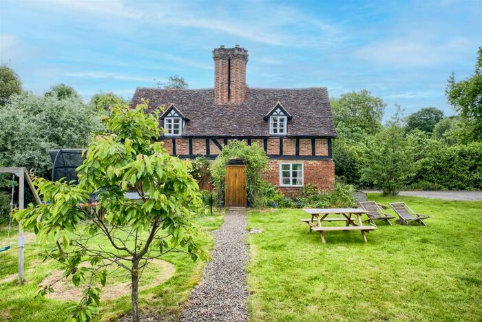 3 Bedroom Cottage For Sale In The Village, Hartlebury, Kidderminster, Worcestershire, DY11