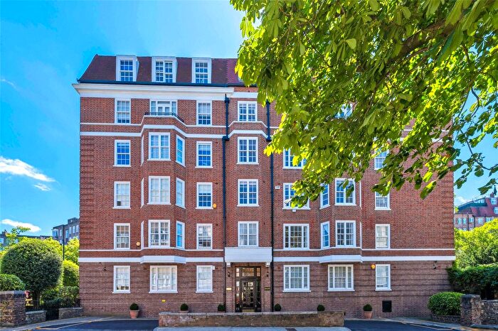 4 Bedroom Flat For Sale In Garden Court, Garden Road, St John's Wood, London, NW8