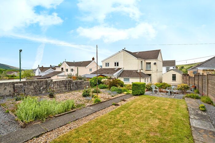 3 Bedroom Semi-Detached House For Sale In Martyns Avenue, Seven Sisters, Neath, SA10