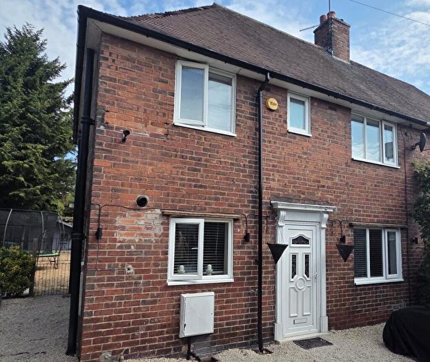 3 Bedroom Semi Detached House For Sale In South View, Holbrook, Sheffield, S20