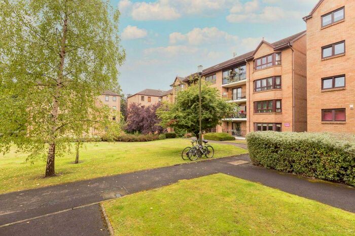 3 Bedroom Flat To Rent In , Craigend Park, Edinburgh, EH16