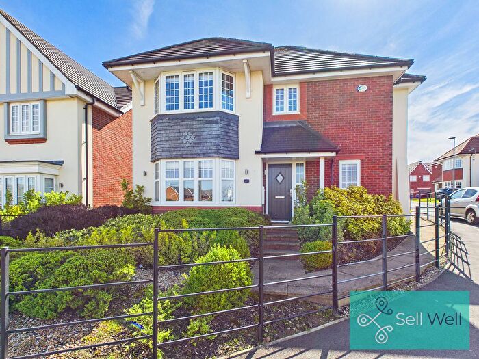 4 Bedroom Detached House For Sale In Norton Road, Worsley, Manchester, M28