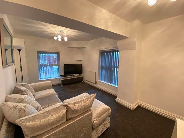 3 Bedroom Flat To Rent In London Road, Liverpool, L3