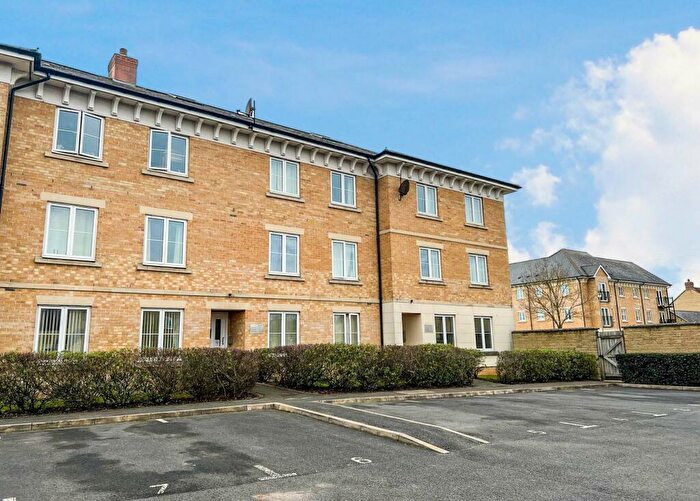 2 Bedroom Apartment To Rent In Meadow Way, Carterton, Oxfordshire, OX18
