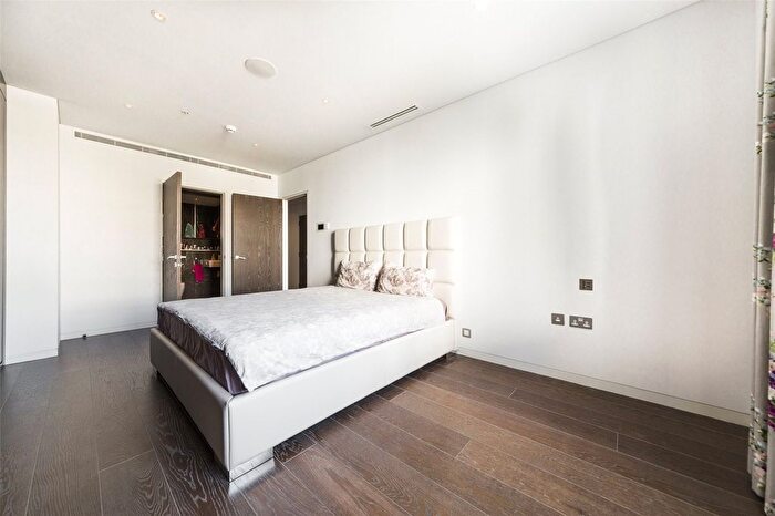 3 Bedroom Flat For Sale In Marconi House, Strand, London, WC2R