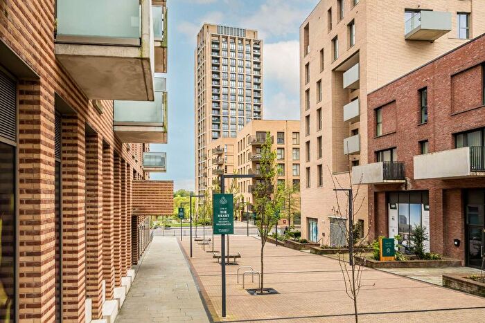 2 Bedroom Flat To Rent In Moorhen Drive, London, NW9