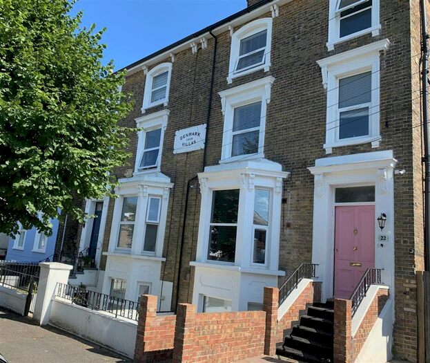 1 Bedroom Flat To Rent In St. Mildreds Road, Ramsgate, CT11