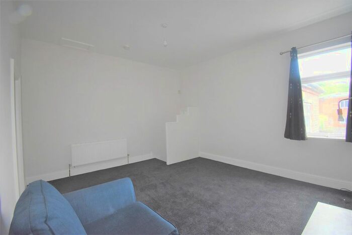 1 Bedroom Flat To Rent In Liverpool Road, Kidsgrove, Stoke On Trent, ST7