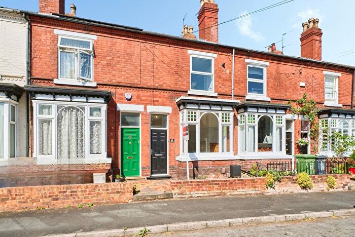 3 Bedroom Terraced House For Sale In Eastbourne Street, Walsall, West Midlands, WS4