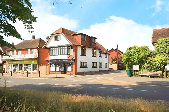 1 Bedroom Apartment To Rent In Kings Road, Shalford, Guildford, Surrey, GU4