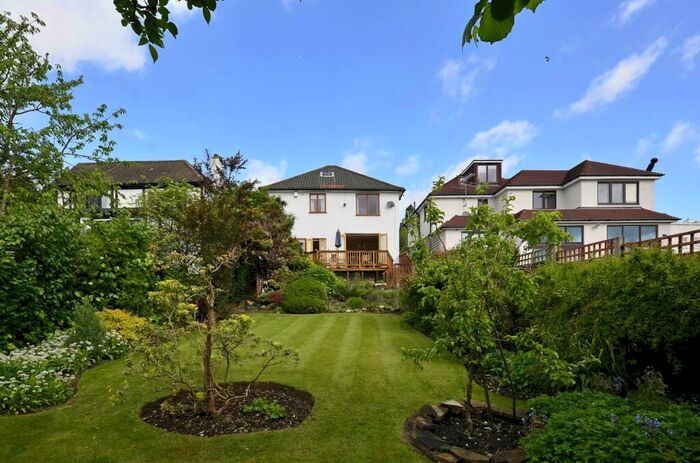 4 Bedroom Detached House To Rent In Wise Lane, Mill Hill, London, NW7