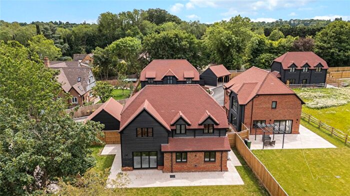 4 Bedroom Detached House For Sale In Huntersfield Farm, Fairlawn Road, Banstead, Surrey, SM7