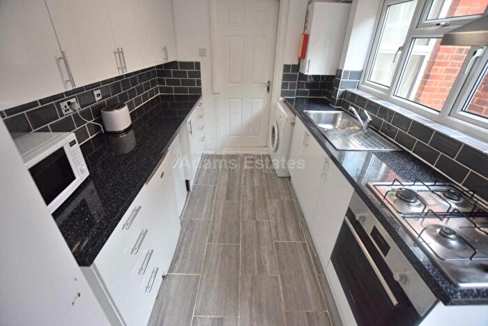6 Bedroom Terraced House To Rent In Hatherley Road, Reading, RG1