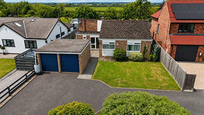 3 Bedroom Property For Sale In Horton Road, Slapton, LU7
