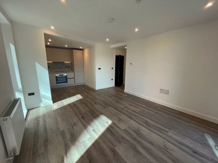 2 Bedroom Apartment To Rent In Snow Hill Wharf, Shadwell Street, Birmingham, B4
