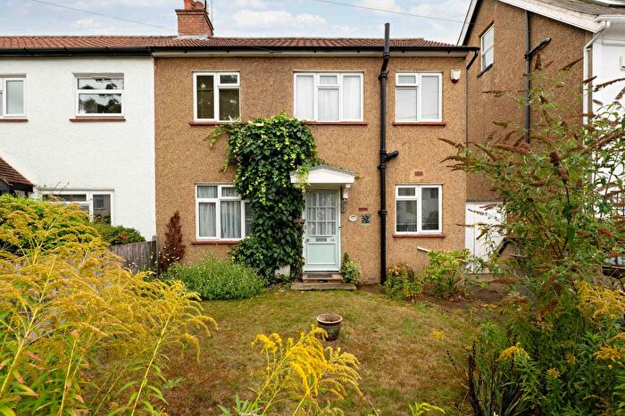 3 Bedroom Semi-Detached House For Sale In Chesterfield Road, Ewell, Epsom, KT19