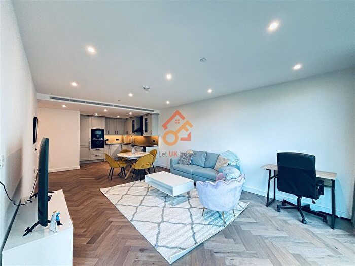 2 Bedroom Flat To Rent In Merino Gardens, London, E1W