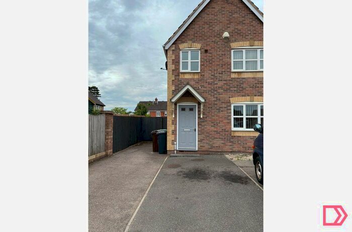 3 Bedroom End Of Terrace House To Rent In Hamar Way, Marston Green, Birmingham, West Midlands, B37